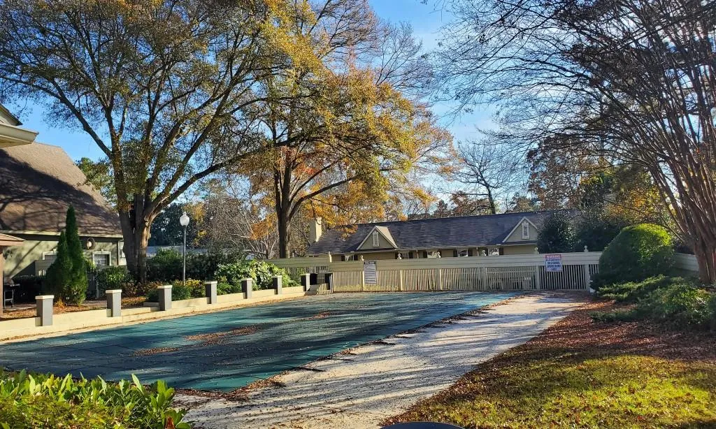 6900 Roswell Road Unit G6, Sandy Springs, Georgia 30328, 3 Bedrooms Bedrooms, ,2 BathroomsBathrooms,Residential,Sold,6900 Roswell Road Unit G6,6975506