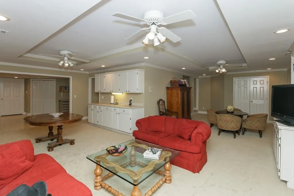 7575 Wolf Brook Drive, Sandy Springs, Georgia 30350, 4 Bedrooms Bedrooms, ,4 BathroomsBathrooms,Residential,Sold,7575 Wolf Brook Drive,6711069
