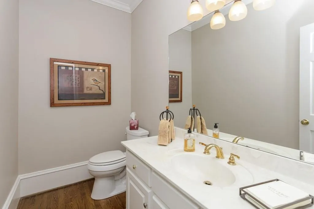 7575 Wolf Brook Drive, Sandy Springs, Georgia 30350, 4 Bedrooms Bedrooms, ,4 BathroomsBathrooms,Residential,Sold,7575 Wolf Brook Drive,6711069