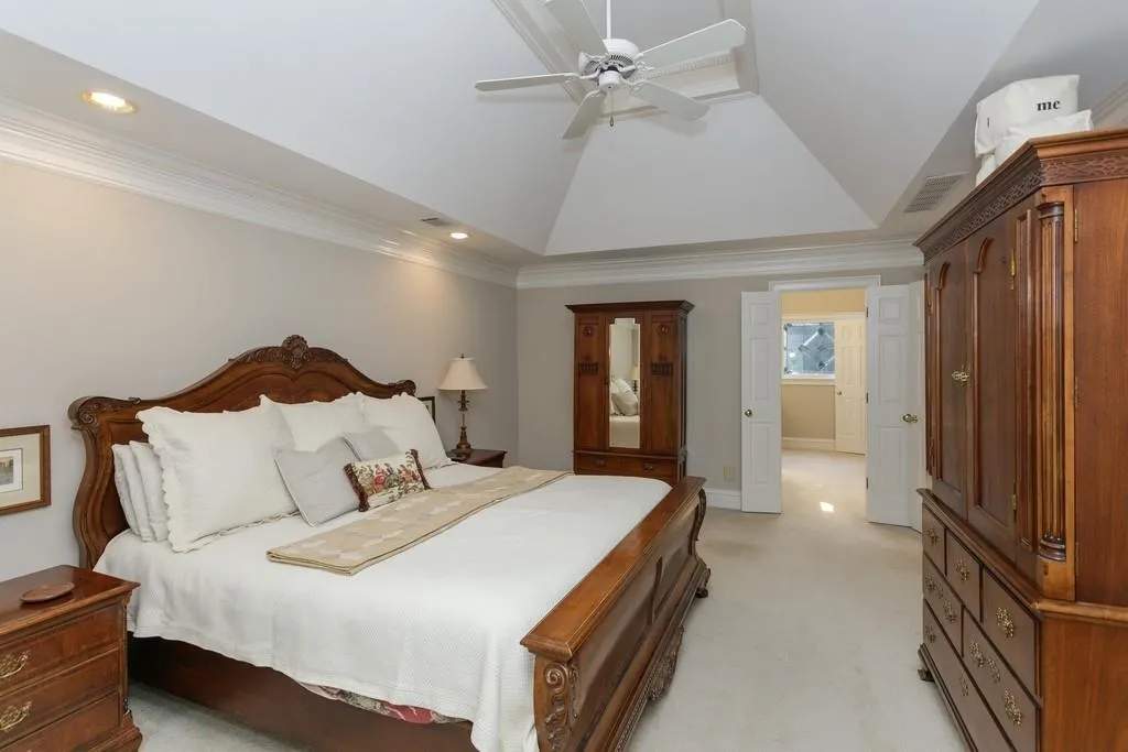 7575 Wolf Brook Drive, Sandy Springs, Georgia 30350, 4 Bedrooms Bedrooms, ,4 BathroomsBathrooms,Residential,Sold,7575 Wolf Brook Drive,6711069