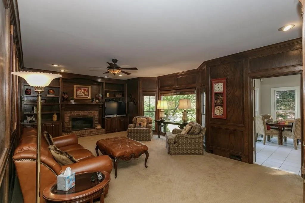 7575 Wolf Brook Drive, Sandy Springs, Georgia 30350, 4 Bedrooms Bedrooms, ,4 BathroomsBathrooms,Residential,Sold,7575 Wolf Brook Drive,6711069