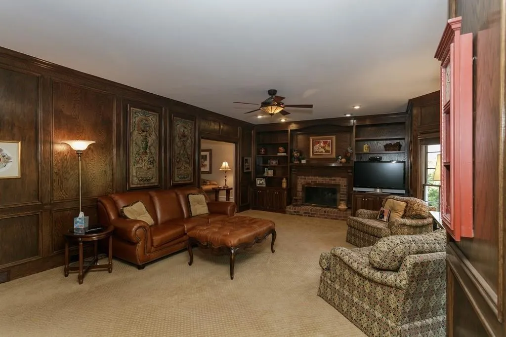 7575 Wolf Brook Drive, Sandy Springs, Georgia 30350, 4 Bedrooms Bedrooms, ,4 BathroomsBathrooms,Residential,Sold,7575 Wolf Brook Drive,6711069
