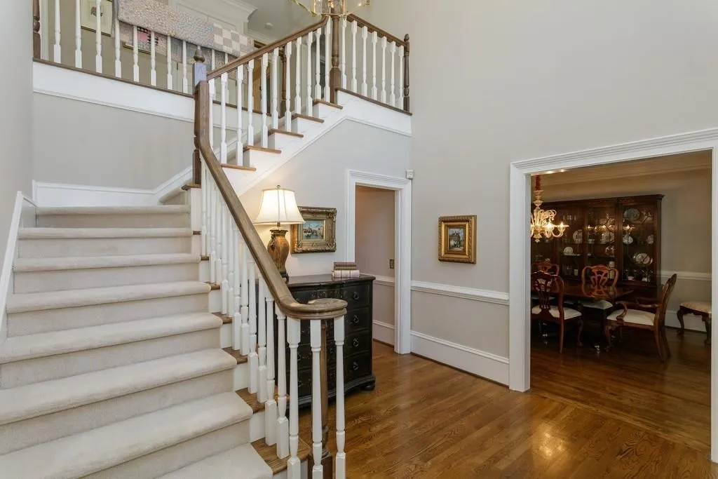 7575 Wolf Brook Drive, Sandy Springs, Georgia 30350, 4 Bedrooms Bedrooms, ,4 BathroomsBathrooms,Residential,Sold,7575 Wolf Brook Drive,6711069