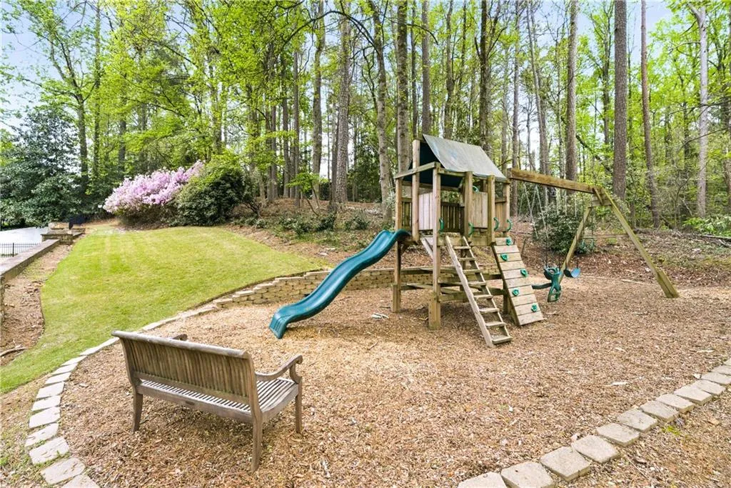 115 Blenheim Place, Atlanta, Georgia 30350, 5 Bedrooms Bedrooms, ,4 BathroomsBathrooms,Residential,Sold,115 Blenheim Place,7745879