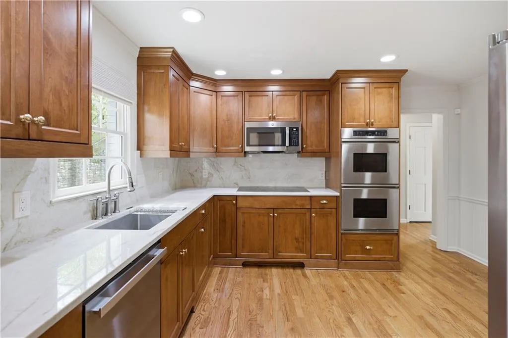 115 Blenheim Place, Atlanta, Georgia 30350, 5 Bedrooms Bedrooms, ,4 BathroomsBathrooms,Residential,Sold,115 Blenheim Place,7745879