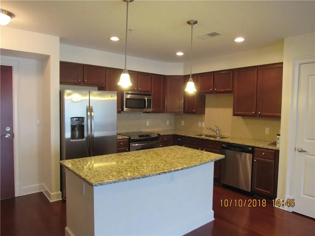 200 River Vista Drive Unit 628, Atlanta, Georgia 30339, 2 Bedrooms Bedrooms, ,2 BathroomsBathrooms,Residential,Sold,200 River Vista Drive Unit 628,6085055