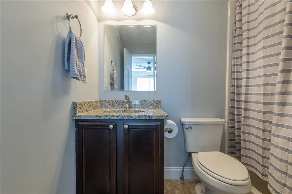 6980 Roswell Road Unit E6, Sandy Springs, Georgia 30328, 2 Bedrooms Bedrooms, ,2 BathroomsBathrooms,Residential,Sold,6980 Roswell Road Unit E6,6849687