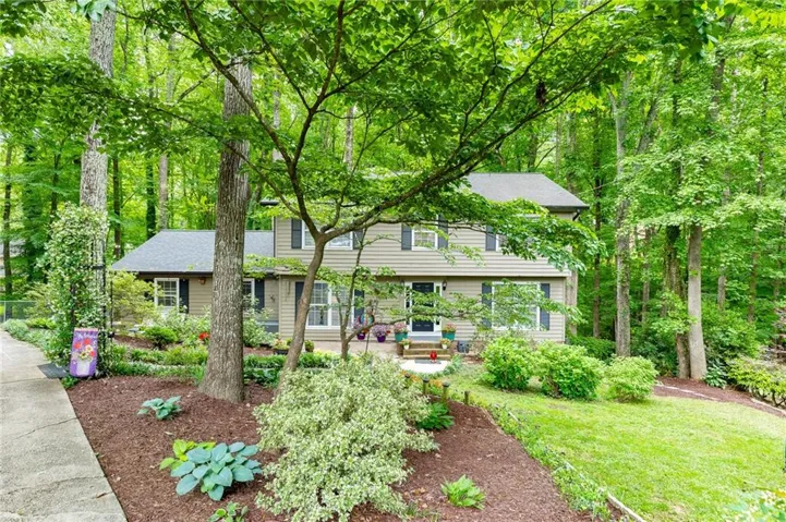3672 Stonelake Court Sw, Lilburn, Georgia 30047