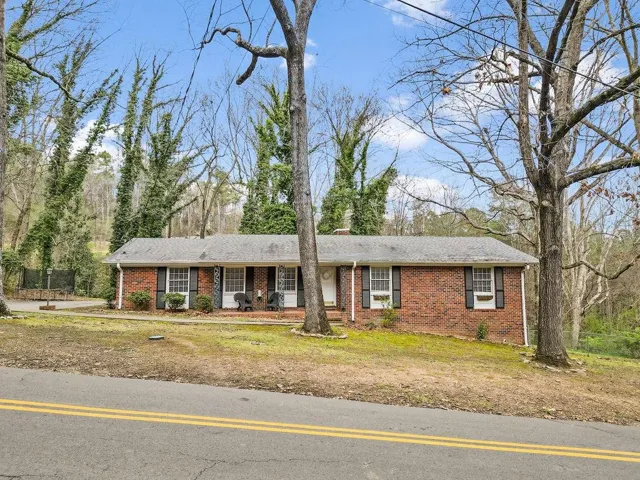 206 Hammond Drive, Summerville, Georgia 30747