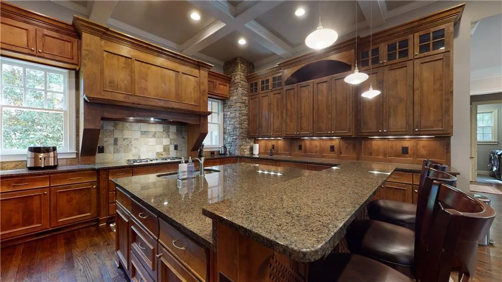 165 Trimble Crest Drive, Atlanta, Georgia 30342, 4 Bedrooms Bedrooms, ,4 BathroomsBathrooms,Residential,Sold,165 Trimble Crest Drive,6713523
