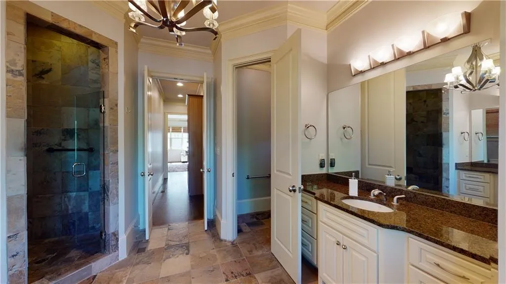 165 Trimble Crest Drive, Atlanta, Georgia 30342, 4 Bedrooms Bedrooms, ,4 BathroomsBathrooms,Residential,Sold,165 Trimble Crest Drive,6713523