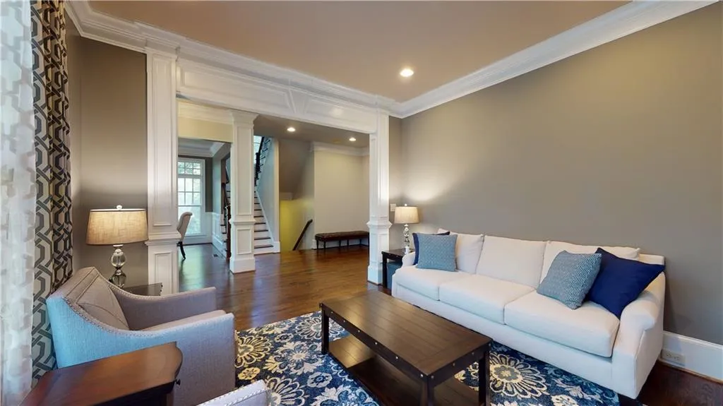 165 Trimble Crest Drive, Atlanta, Georgia 30342, 4 Bedrooms Bedrooms, ,4 BathroomsBathrooms,Residential,Sold,165 Trimble Crest Drive,6713523