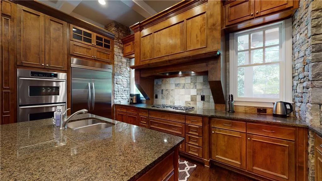 165 Trimble Crest Drive, Atlanta, Georgia 30342, 4 Bedrooms Bedrooms, ,4 BathroomsBathrooms,Residential,Sold,165 Trimble Crest Drive,6713523