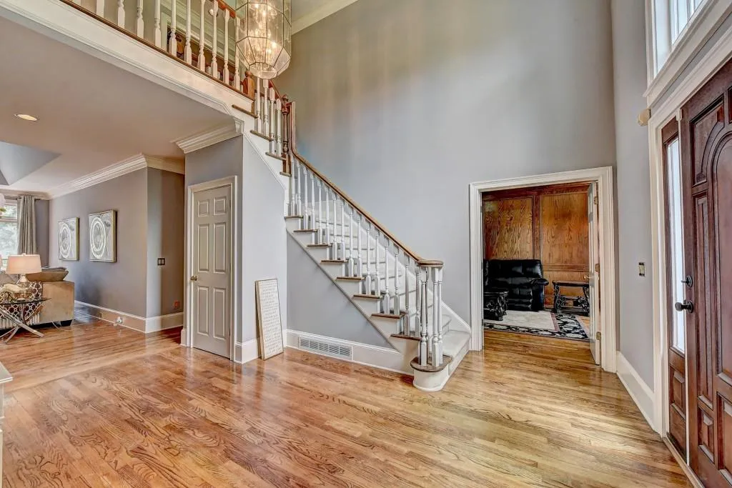 100 Spalding Creek Court, Sandy Springs, Georgia 30350, 4 Bedrooms Bedrooms, ,3 BathroomsBathrooms,Residential,Sold,100 Spalding Creek Court,6605170