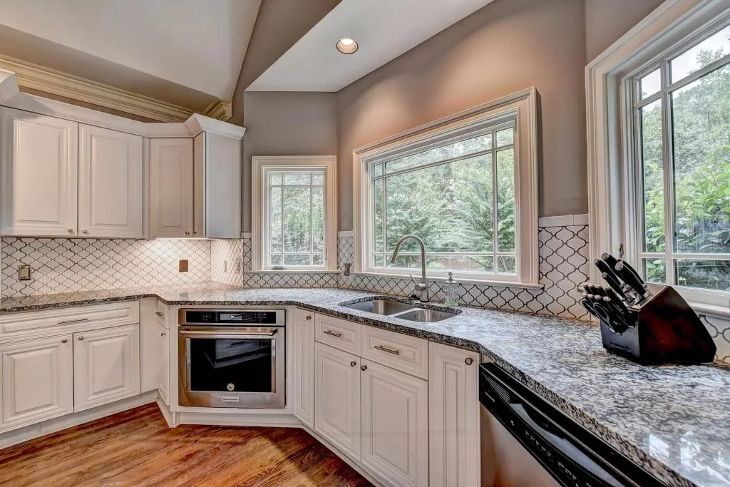 100 Spalding Creek Court, Sandy Springs, Georgia 30350, 4 Bedrooms Bedrooms, ,3 BathroomsBathrooms,Residential,Sold,100 Spalding Creek Court,6605170