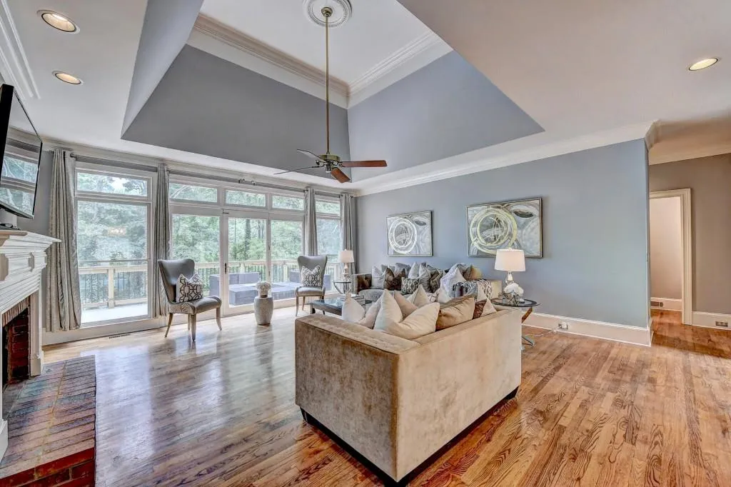 100 Spalding Creek Court, Sandy Springs, Georgia 30350, 4 Bedrooms Bedrooms, ,3 BathroomsBathrooms,Residential,Sold,100 Spalding Creek Court,6605170