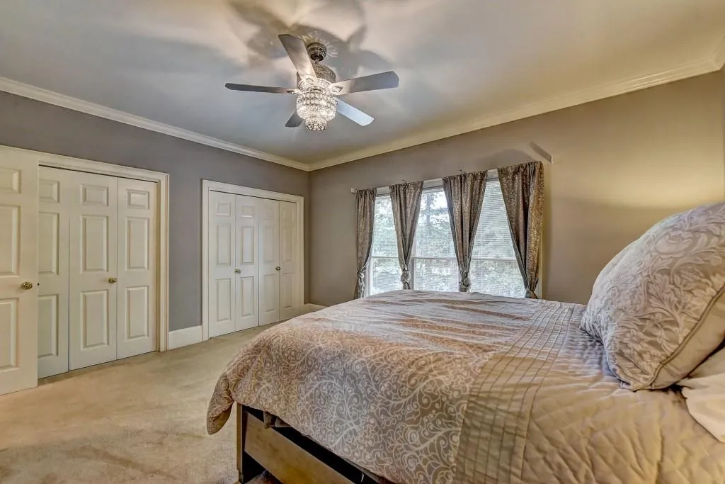 100 Spalding Creek Court, Sandy Springs, Georgia 30350, 4 Bedrooms Bedrooms, ,3 BathroomsBathrooms,Residential,Sold,100 Spalding Creek Court,6605170