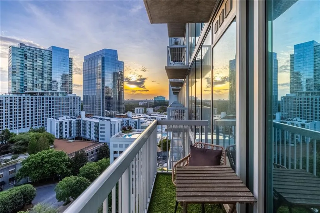 Same balcony view only during the sunset