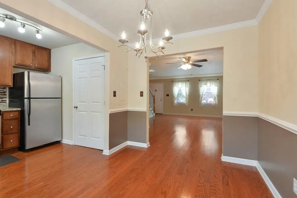 245 Winding River Drive Unit E, Sandy Springs, Georgia 30350, 2 Bedrooms Bedrooms, ,1 BathroomBathrooms,Residential,Sold,245 Winding River Drive Unit E,6623239