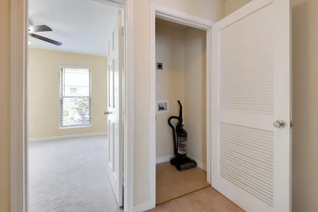 245 Winding River Drive Unit E, Sandy Springs, Georgia 30350, 2 Bedrooms Bedrooms, ,1 BathroomBathrooms,Residential,Sold,245 Winding River Drive Unit E,6623239
