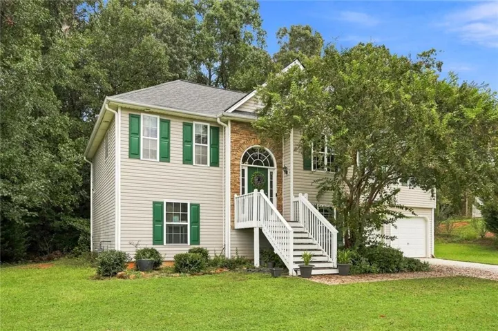 35 Sandstone Court, Douglasville, Georgia 30134