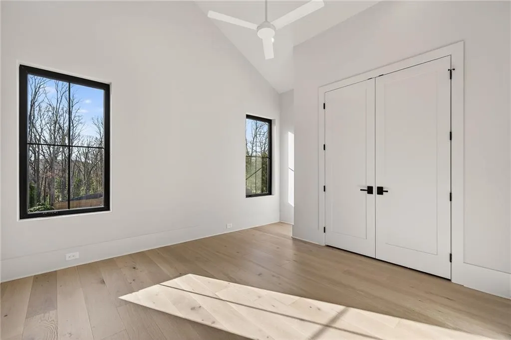 422 Hilderbrand Drive, Atlanta, Georgia 30328, 5 Bedrooms Bedrooms, ,5 BathroomsBathrooms,Residential,Sold,422 Hilderbrand Drive,7715127