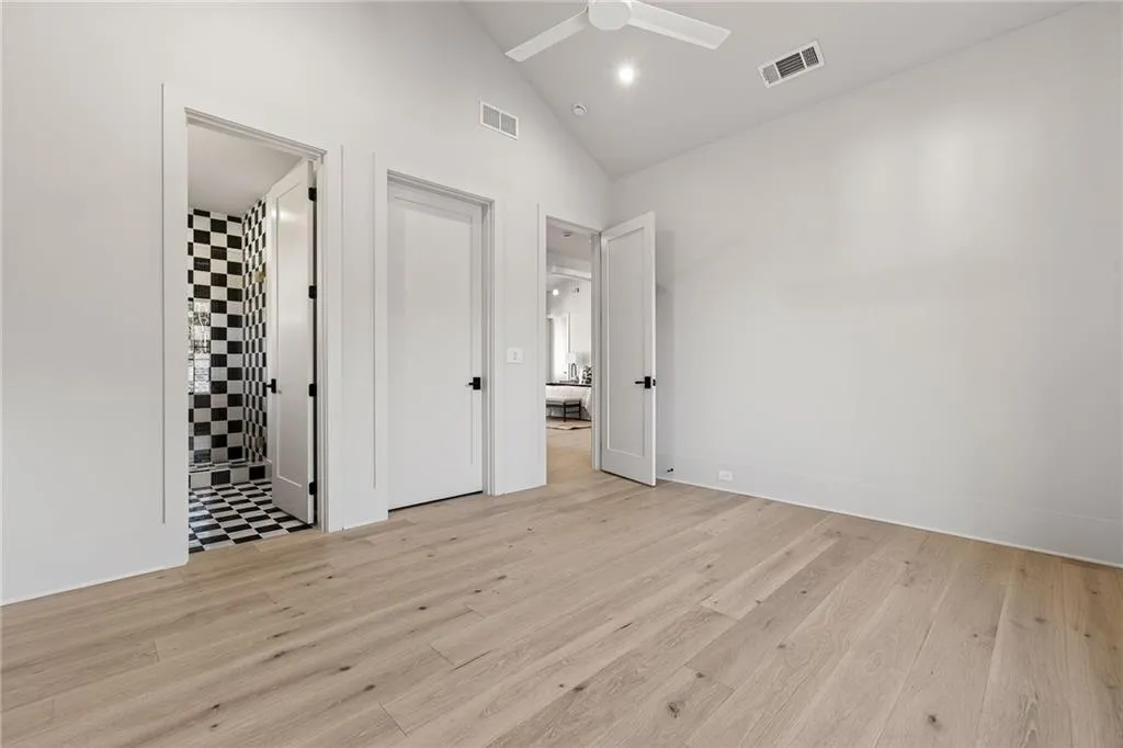 422 Hilderbrand Drive, Atlanta, Georgia 30328, 5 Bedrooms Bedrooms, ,5 BathroomsBathrooms,Residential,Sold,422 Hilderbrand Drive,7715127