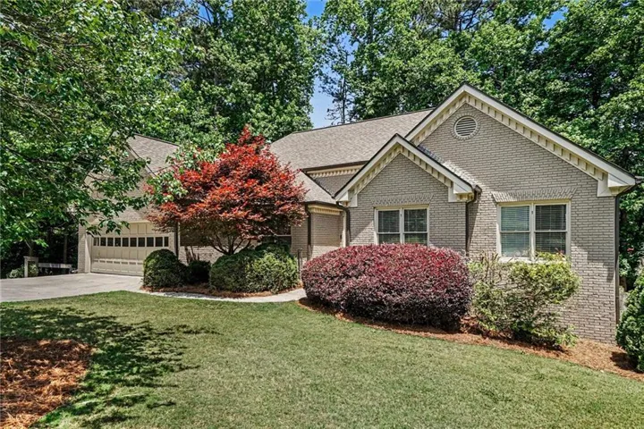 977 Sunny Glenn Court, Lawrenceville, Georgia 30043