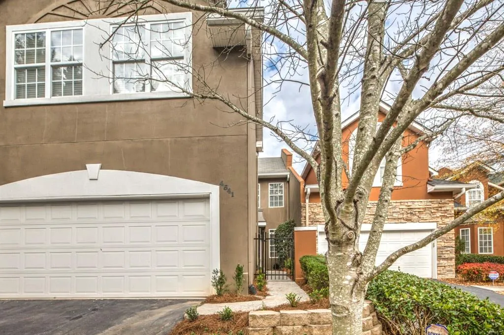4541 Wieuca Road Ne, Atlanta, Georgia 30342, 3 Bedrooms Bedrooms, ,2 BathroomsBathrooms,Residential,Sold,4541 Wieuca Road Ne,5623057