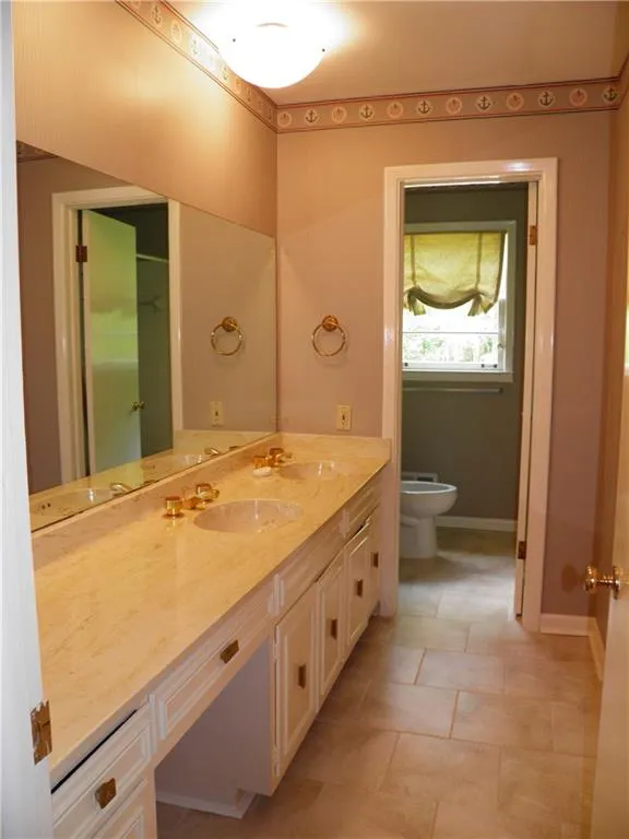 395 River Valley Road Nw, Atlanta, Georgia 30328, 4 Bedrooms Bedrooms, ,3 BathroomsBathrooms,Residential,Sold,395 River Valley Road Nw,5867676