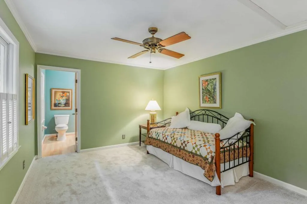 9430 Huntcliff Trace, Sandy Springs, Georgia 30350, 3 Bedrooms Bedrooms, ,3 BathroomsBathrooms,Residential,Sold,9430 Huntcliff Trace,7422430
