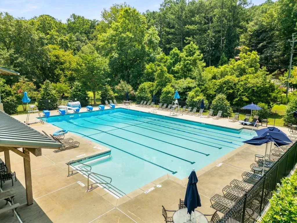 9430 Huntcliff Trace, Sandy Springs, Georgia 30350, 3 Bedrooms Bedrooms, ,3 BathroomsBathrooms,Residential,Sold,9430 Huntcliff Trace,7422430