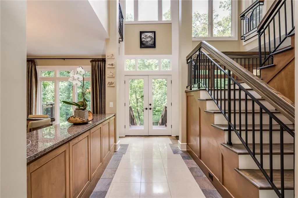 4767 Riverview Road, Atlanta, Georgia 30327, 4 Bedrooms Bedrooms, ,4 BathroomsBathrooms,Residential,Sold,4767 Riverview Road,6662038