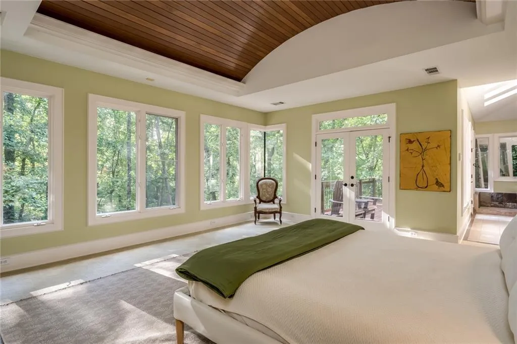 4767 Riverview Road, Atlanta, Georgia 30327, 4 Bedrooms Bedrooms, ,4 BathroomsBathrooms,Residential,Sold,4767 Riverview Road,6662038