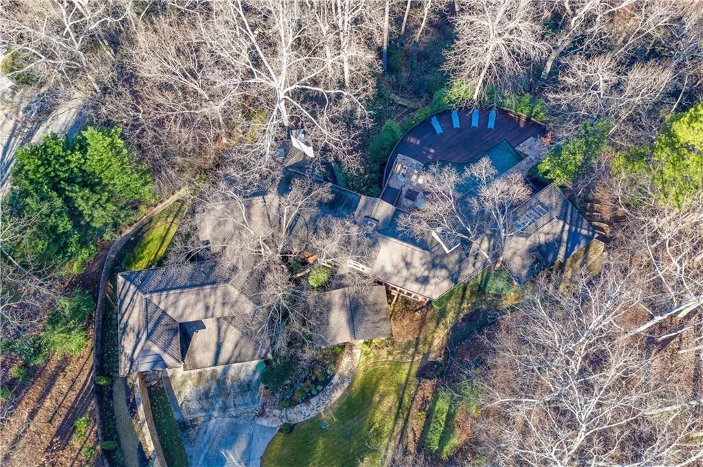 4767 Riverview Road, Atlanta, Georgia 30327, 4 Bedrooms Bedrooms, ,4 BathroomsBathrooms,Residential,Sold,4767 Riverview Road,6662038