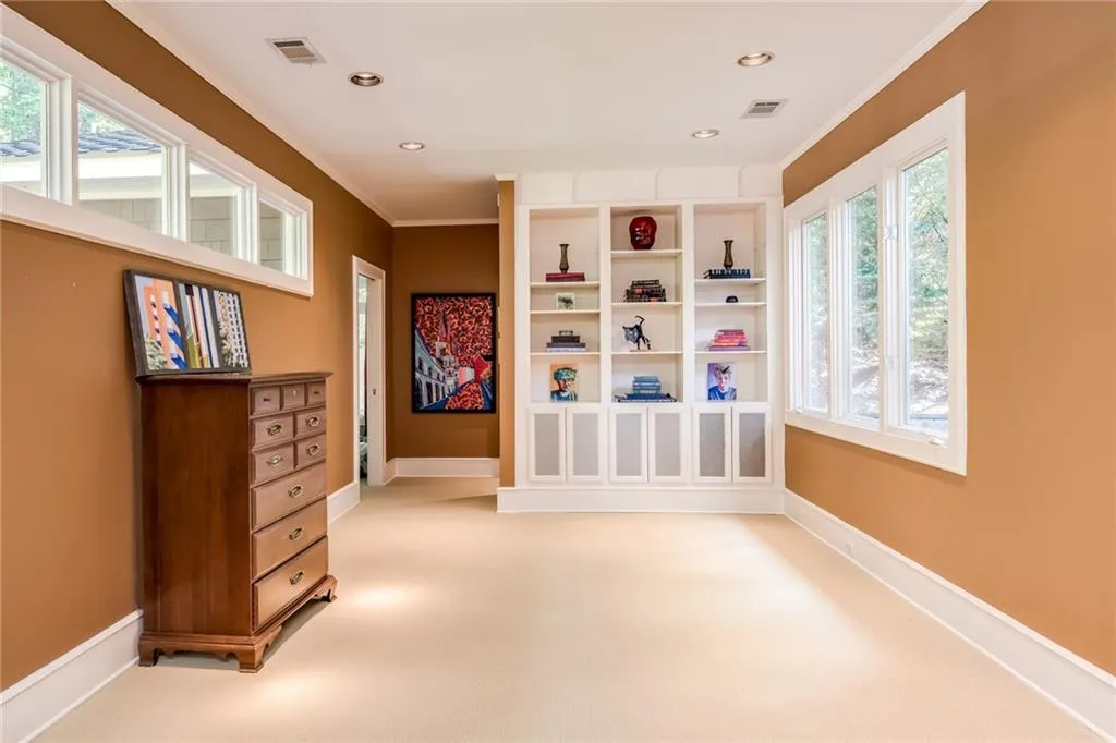 4767 Riverview Road, Atlanta, Georgia 30327, 4 Bedrooms Bedrooms, ,4 BathroomsBathrooms,Residential,Sold,4767 Riverview Road,6662038