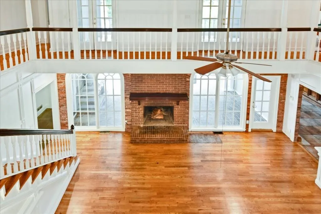 8970 Huntcliff Trace, Sandy Springs, Georgia 30350, 6 Bedrooms Bedrooms, ,6 BathroomsBathrooms,Residential,Sold,8970 Huntcliff Trace,6900649