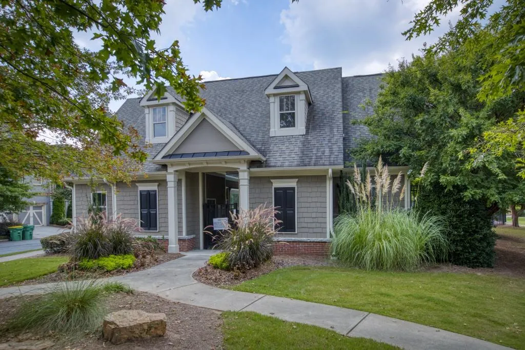 7880 Glisten Avenue, Sandy Springs, Georgia 30328, 3 Bedrooms Bedrooms, ,2 BathroomsBathrooms,Residential,Sold,7880 Glisten Avenue,6936076
