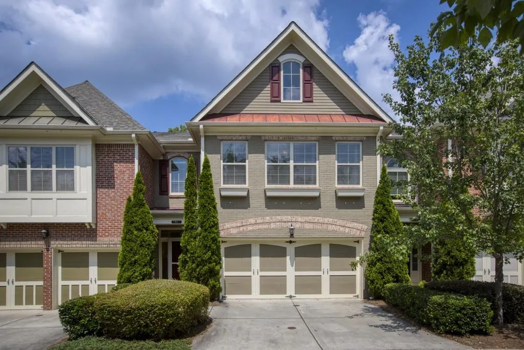 7880 Glisten Avenue, Sandy Springs, Georgia 30328, 3 Bedrooms Bedrooms, ,2 BathroomsBathrooms,Residential,Sold,7880 Glisten Avenue,6936076