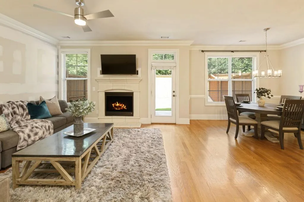 7880 Glisten Avenue, Sandy Springs, Georgia 30328, 3 Bedrooms Bedrooms, ,2 BathroomsBathrooms,Residential,Sold,7880 Glisten Avenue,6936076
