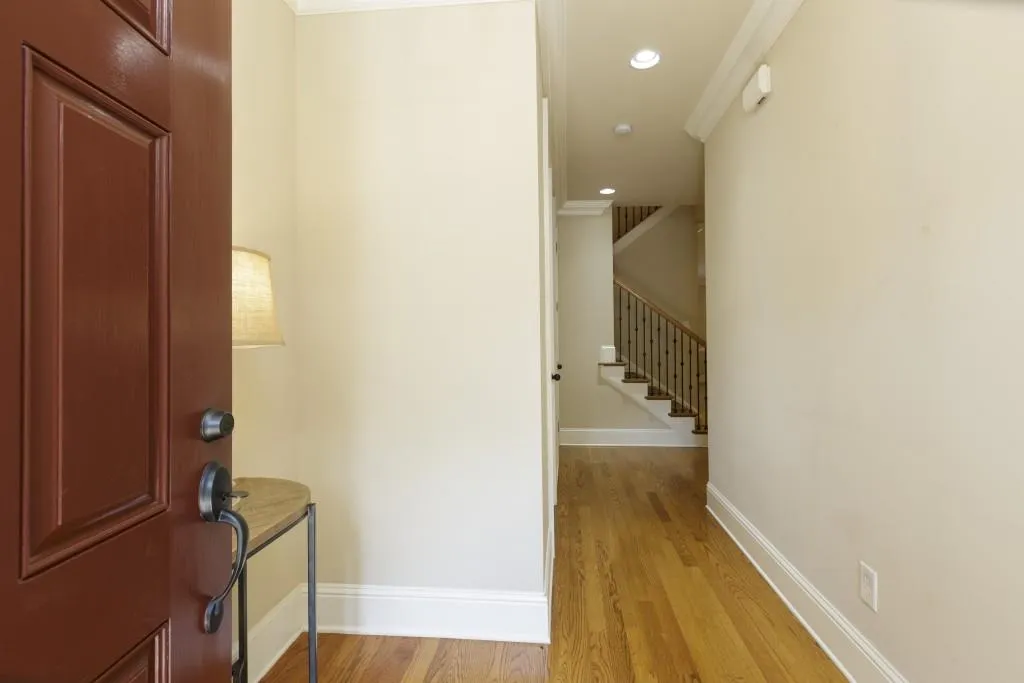 7880 Glisten Avenue, Sandy Springs, Georgia 30328, 3 Bedrooms Bedrooms, ,2 BathroomsBathrooms,Residential,Sold,7880 Glisten Avenue,6936076