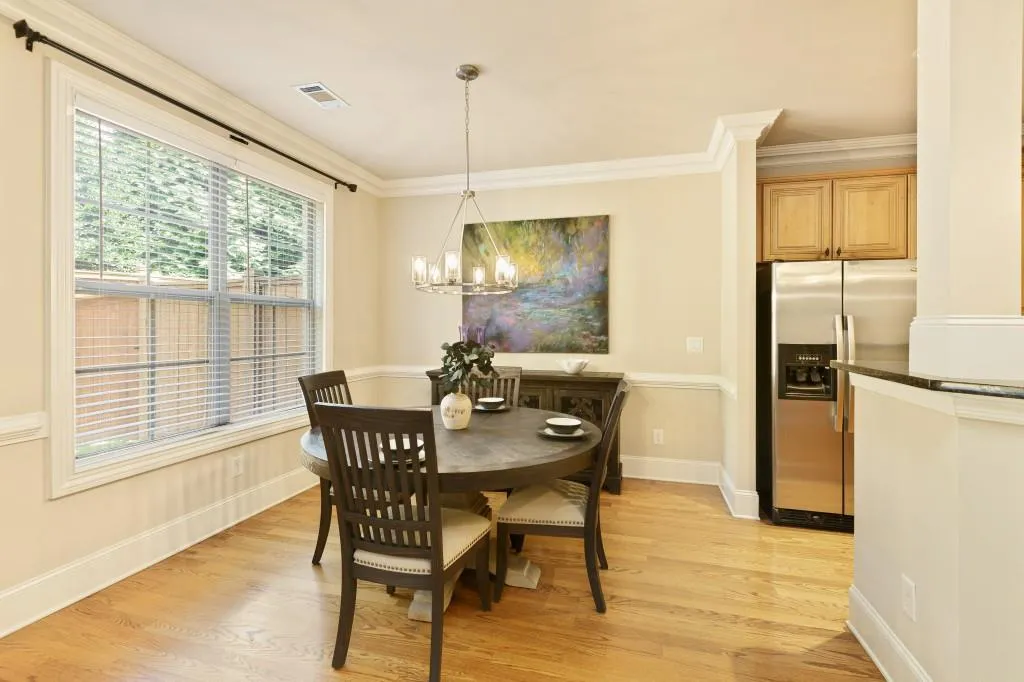 7880 Glisten Avenue, Sandy Springs, Georgia 30328, 3 Bedrooms Bedrooms, ,2 BathroomsBathrooms,Residential,Sold,7880 Glisten Avenue,6936076