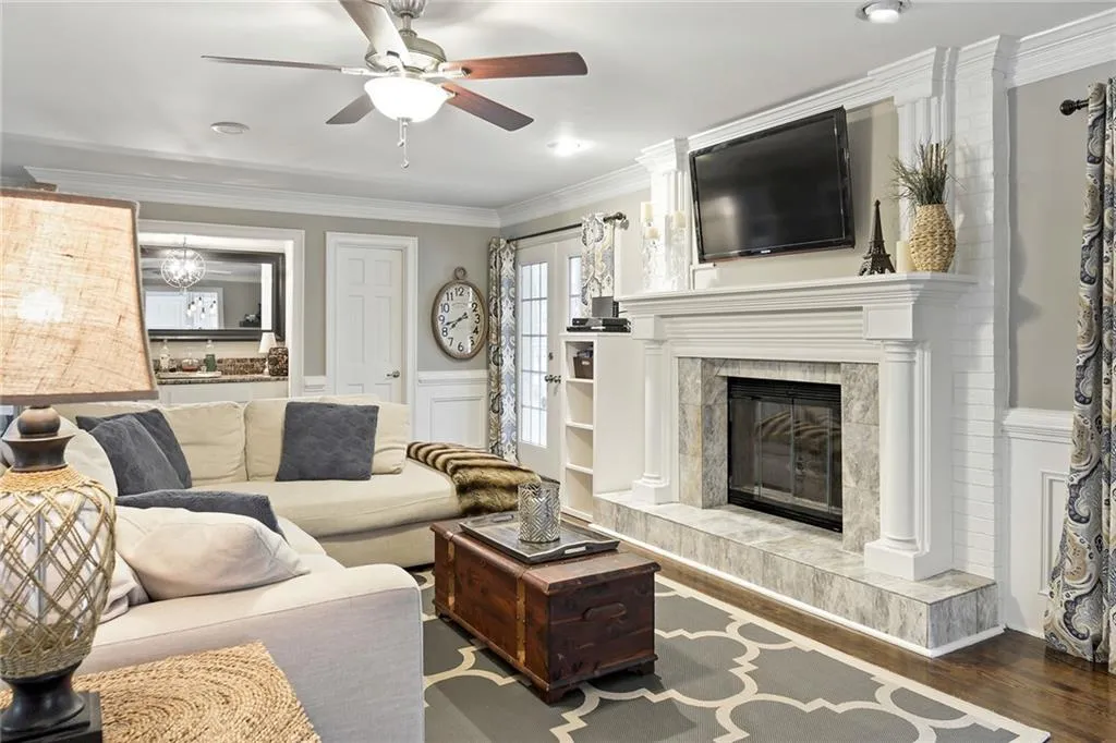 10 Serendipity Way, Sandy Springs, Georgia 30350, 4 Bedrooms Bedrooms, ,4 BathroomsBathrooms,Residential,Sold,10 Serendipity Way,6681879