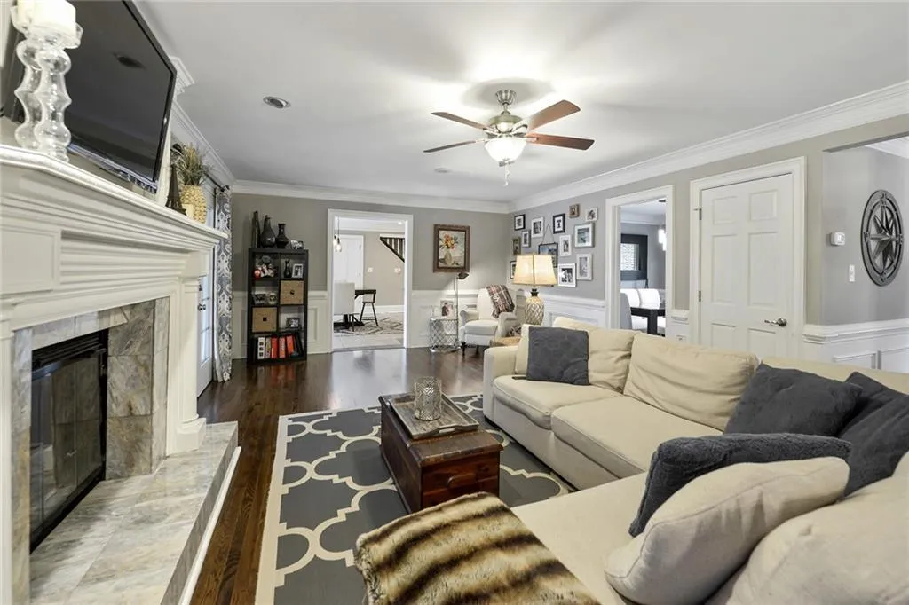 10 Serendipity Way, Sandy Springs, Georgia 30350, 4 Bedrooms Bedrooms, ,4 BathroomsBathrooms,Residential,Sold,10 Serendipity Way,6681879
