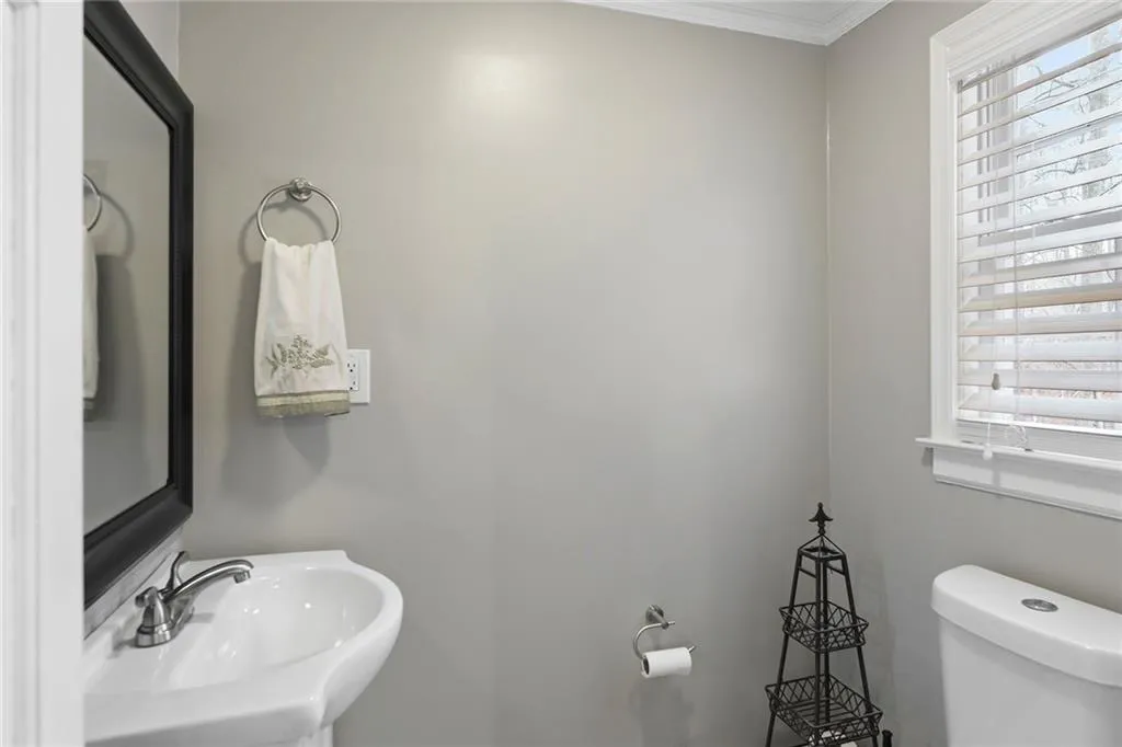 10 Serendipity Way, Sandy Springs, Georgia 30350, 4 Bedrooms Bedrooms, ,4 BathroomsBathrooms,Residential,Sold,10 Serendipity Way,6681879