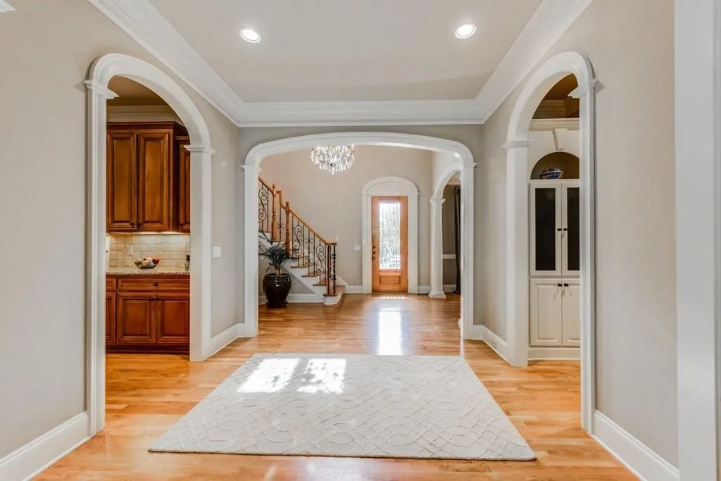 7878 Stratford Lane, Atlanta, Georgia 30350, 6 Bedrooms Bedrooms, ,5 BathroomsBathrooms,Residential,Sold,7878 Stratford Lane,6562374
