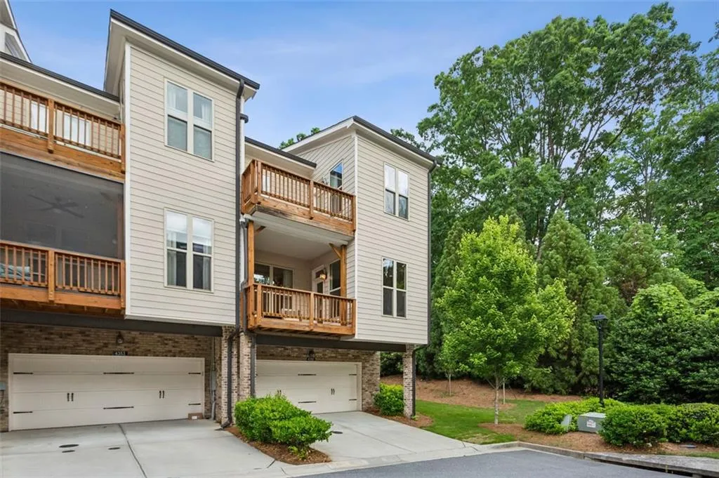 4355 Parkside Place, Sandy Springs, Georgia 30342, 3 Bedrooms Bedrooms, ,3 BathroomsBathrooms,Residential,For Sale,4355 Parkside Place,7584562
