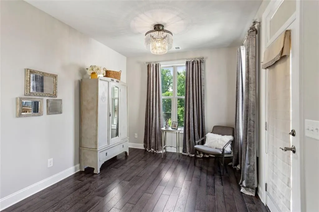 4355 Parkside Place, Sandy Springs, Georgia 30342, 3 Bedrooms Bedrooms, ,3 BathroomsBathrooms,Residential,For Sale,4355 Parkside Place,7584562