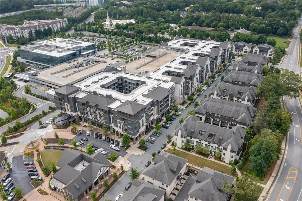 6432 Canopy Drive, Atlanta, Georgia 30328, 1 Bedroom Bedrooms, ,1 BathroomBathrooms,Residential,For Sale,6432 Canopy Drive,7616477