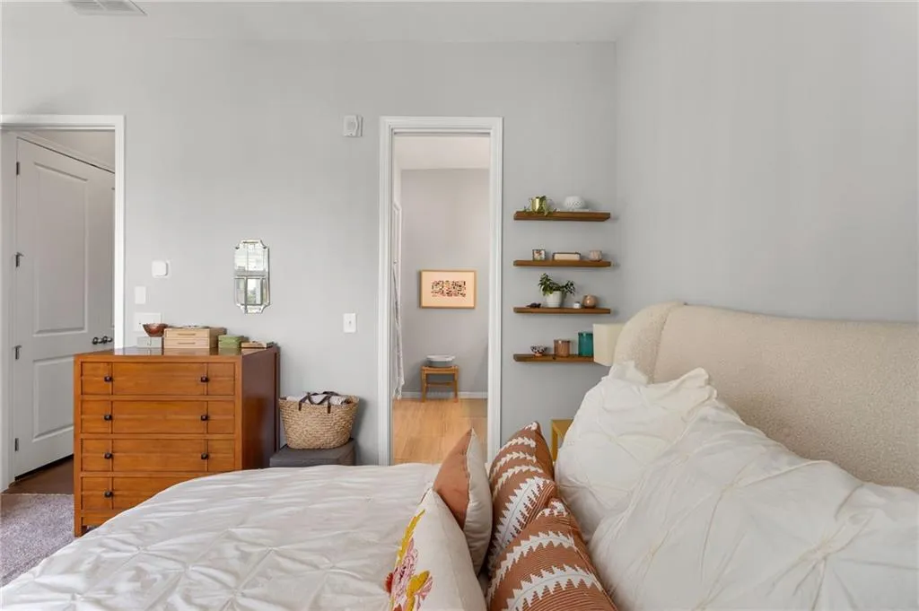6432 Canopy Drive, Atlanta, Georgia 30328, 1 Bedroom Bedrooms, ,1 BathroomBathrooms,Residential,For Sale,6432 Canopy Drive,7616477